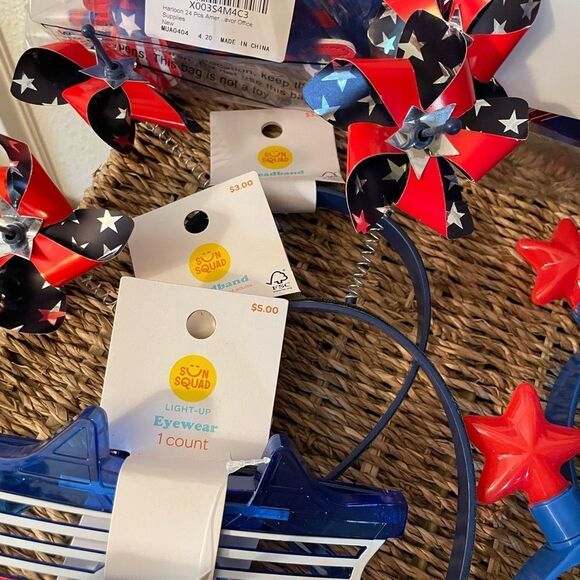 4th of July Party Supplies Light Up Star Headbands Light up Star Glasses Garland - Picture 10 of 12